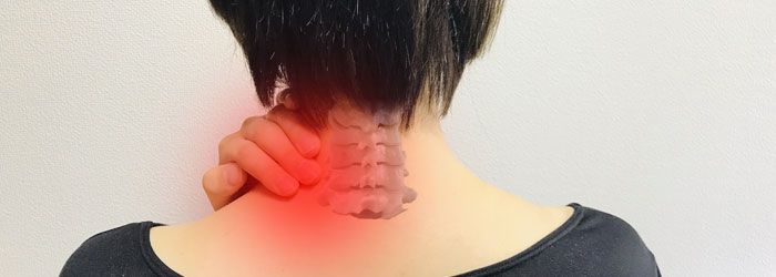 頚椎椎間板ヘルニアの原因について。画像のヘルニアと今の症状は